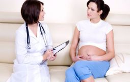 khám phụ khoa có ảnh hưởng đến thai nhi